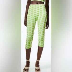 NWOT Zara seamless crop green floral leggings